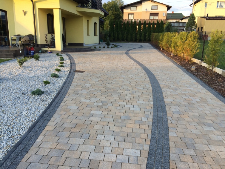 Kontur Wapień Muszlowy i Creativ Granit Czarny